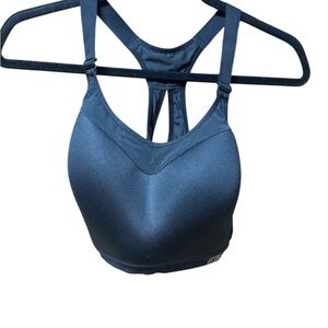 Victoria Sport Women's Black Sports Bra